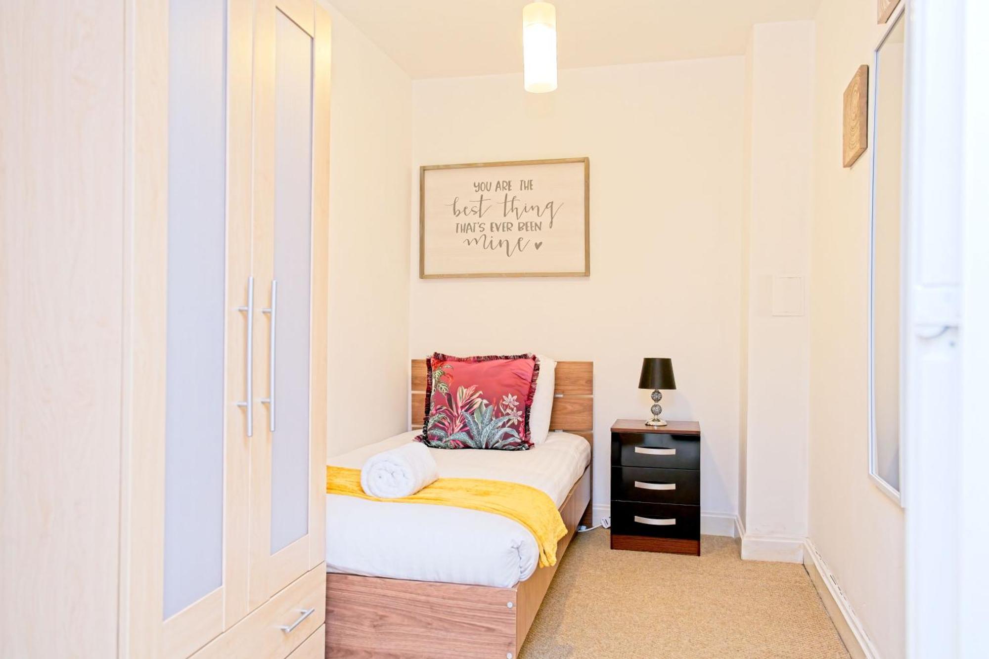 Inners City Apartments -On Suites เบอร์มิงแฮม ภายนอก รูปภาพ