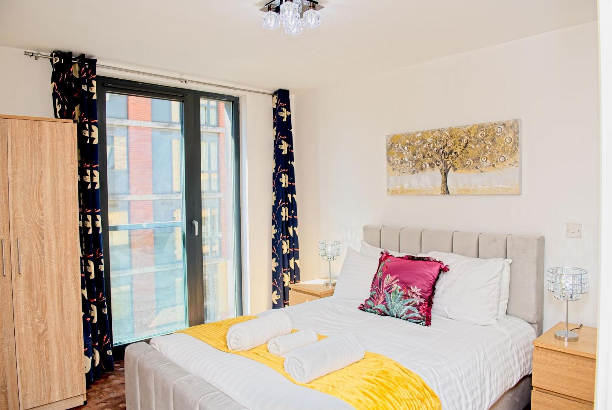Inners City Apartments -On Suites เบอร์มิงแฮม ภายนอก รูปภาพ